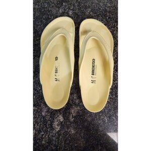BIRKENSTOCK YELLOW FLIP FLOPS HONOLULU SIZE 42 WOMEN 11  MEN 9 NEVER WORN